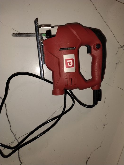 Wyrzynarka Powermat.