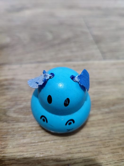 Дерев’яна піраміда-неваляшка "бегемот"