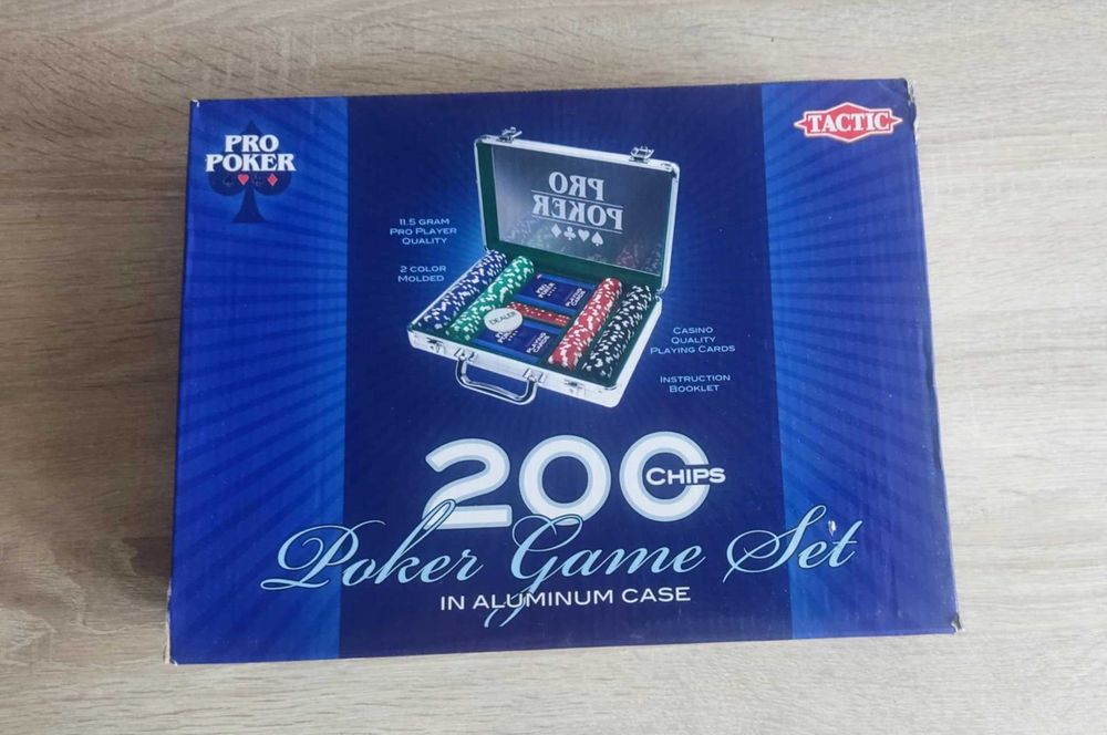 Zestaw do pokera w aluminiowej walizce