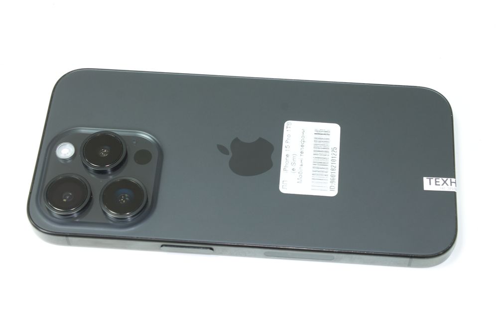 iPhone 15 Pro 1TB (e-Sim)