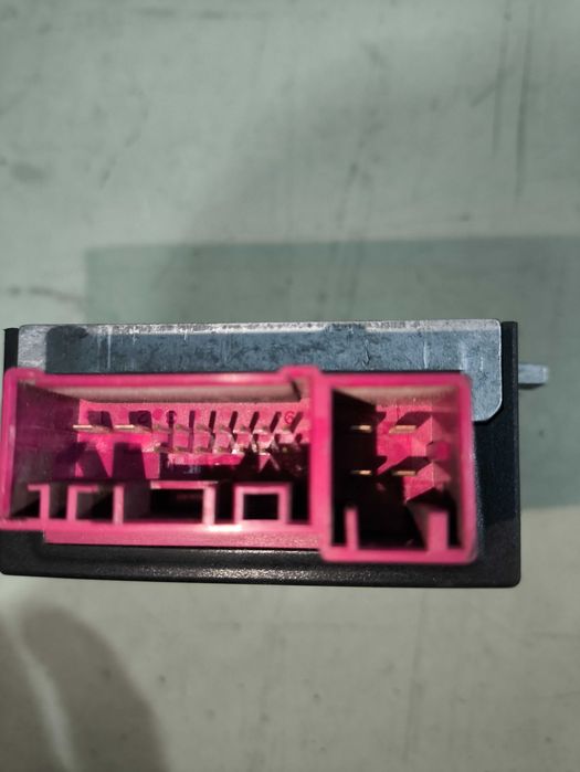 Modulo Combustível EKPM2 BMW E60/E61/E63/E70/E84/E87/E90/E91 676.3811