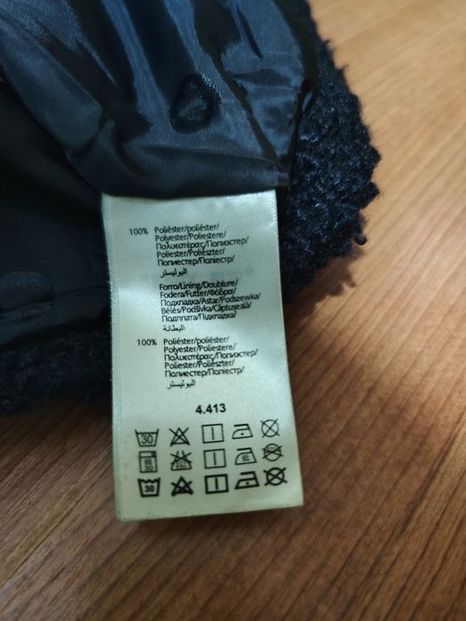 Casaco azul marinho de menina da Mayoral