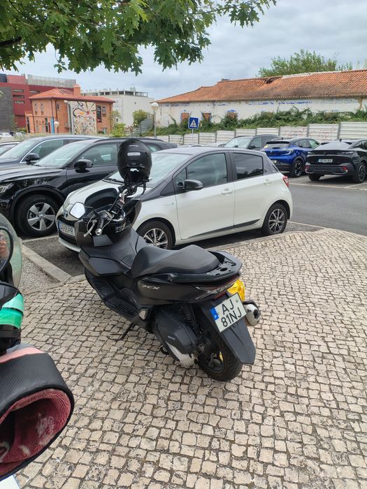Aluguer pcx semana