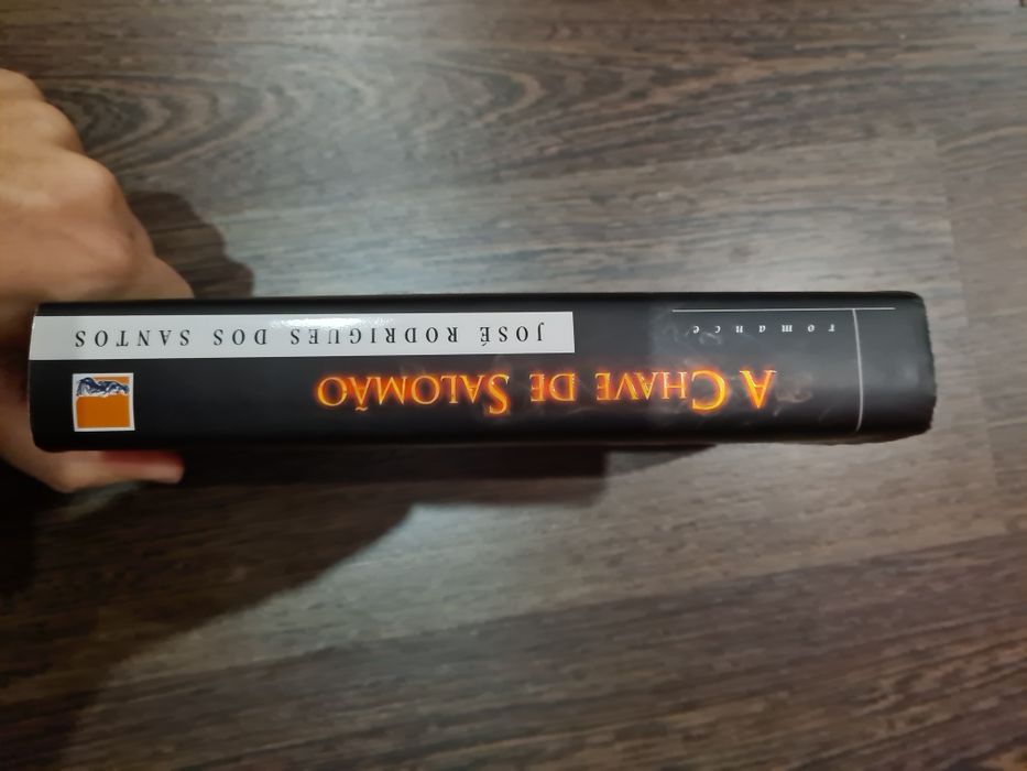 Livro "A Chave de Salomão"