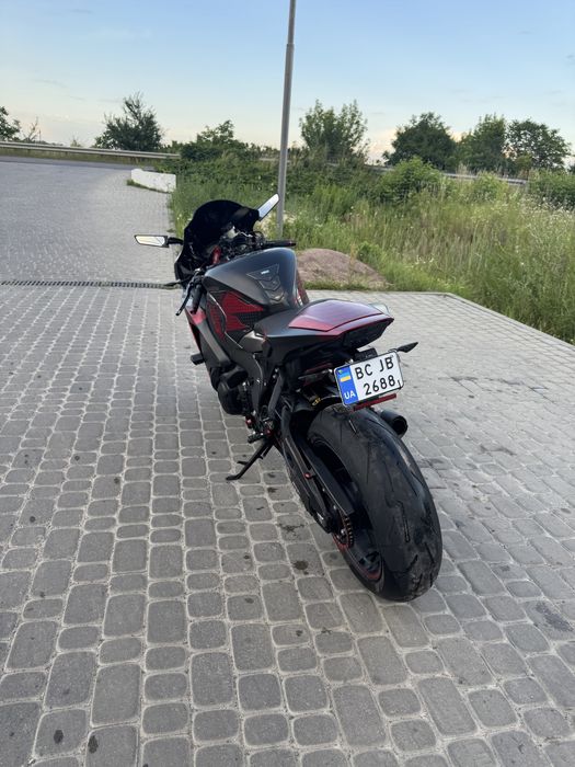 Продам Honda CBR 1000 RR  abs fireblade 2012