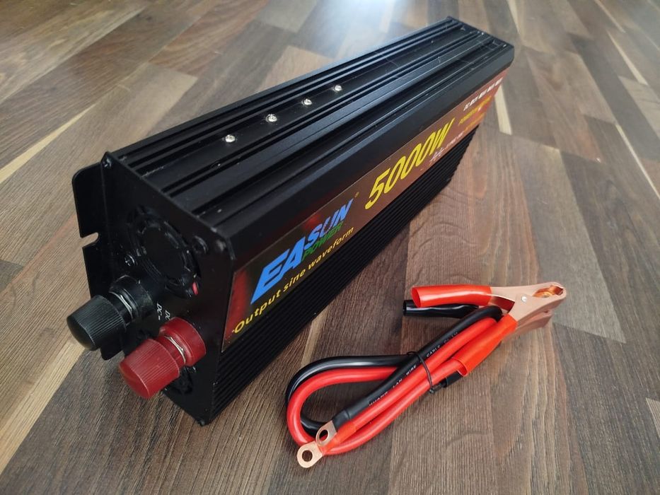 Інвертор, перетворювач напруги  EASUN  POWER 5000W 12v 220v 50h