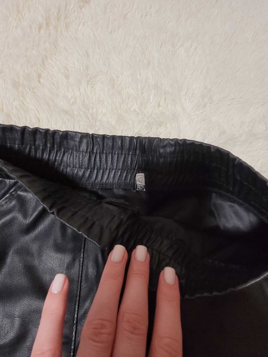 Спідниці,піджаки,шорти 27-44р.