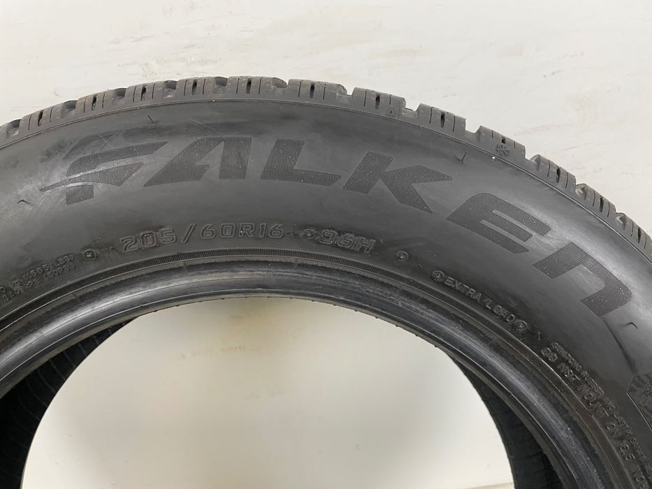 205/60R16 96H Falken EuroWinter HS02 22rok