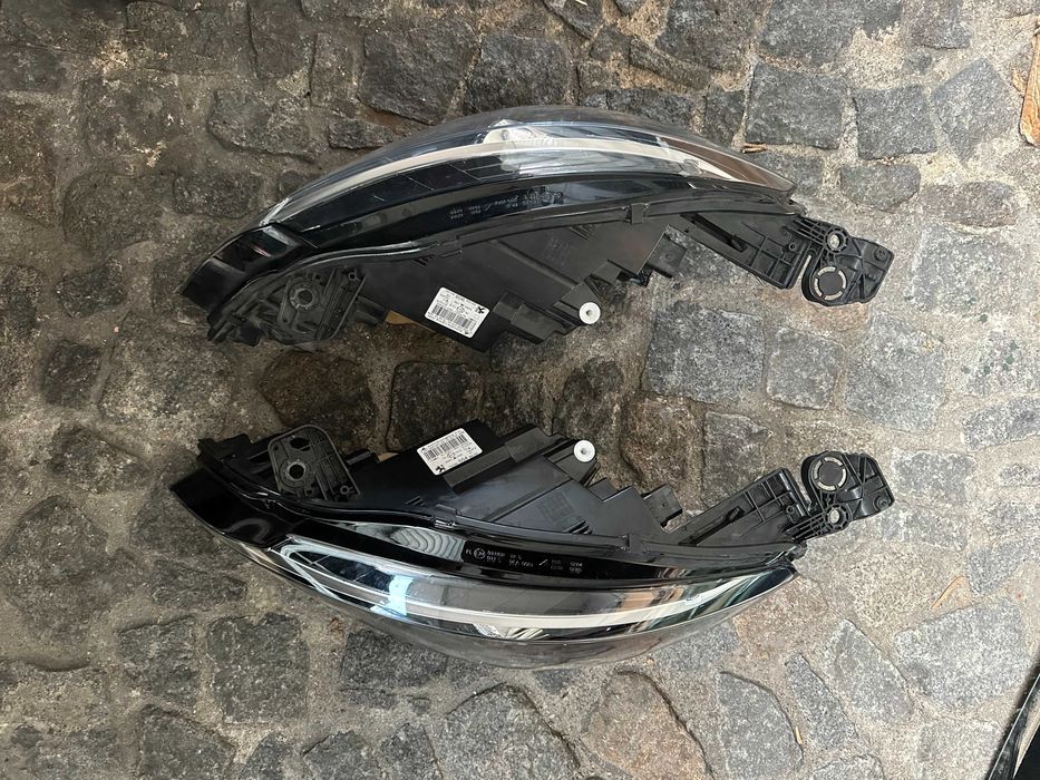 Otica Direita + Otica Esquerda Peugeot 308