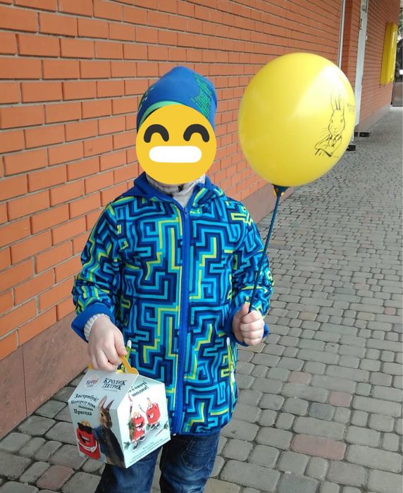 Вітровка  на хлопчика 128 розміру