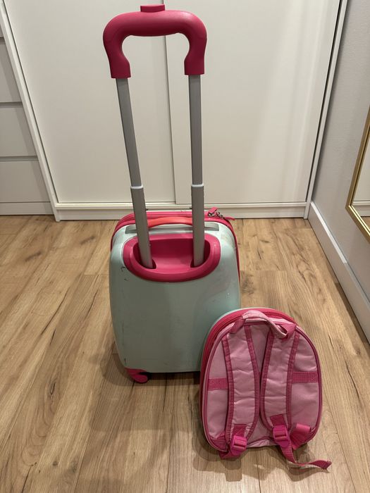 Walizka dziecięca z plecakiem