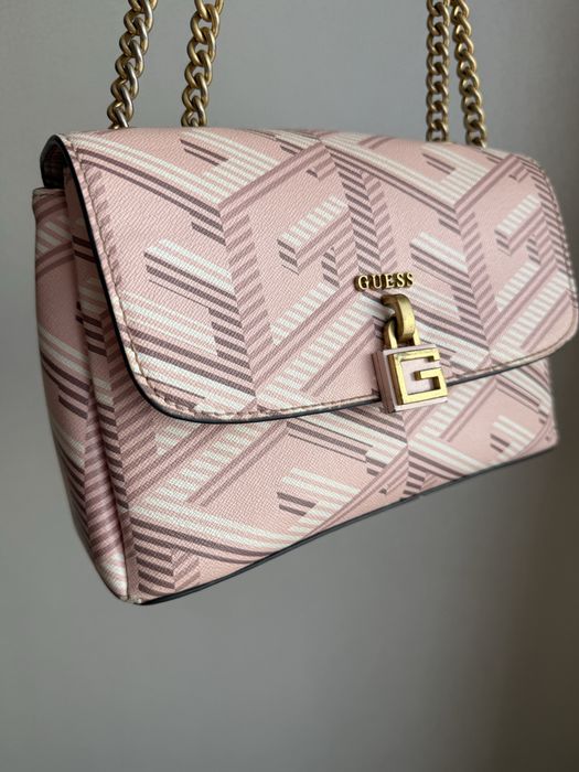 Женская сумка Guess