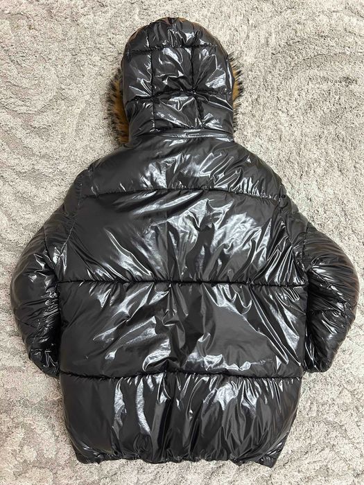 Moncler Black Shiny Down Jacket with Fur Hood Malagueira E Horta