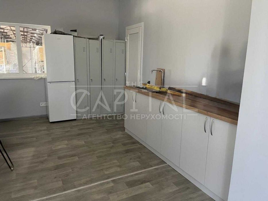 Продаж сучасного складського комплексу біля Києва  Житомирська траса