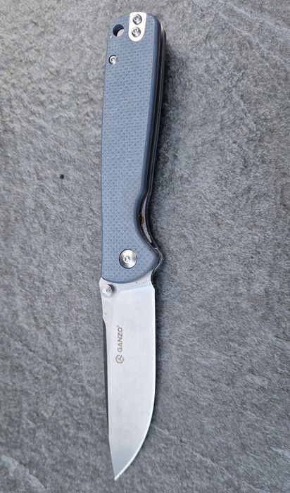 Ganzo G6805-CF (Carbon Fiber / Axis-Lock)