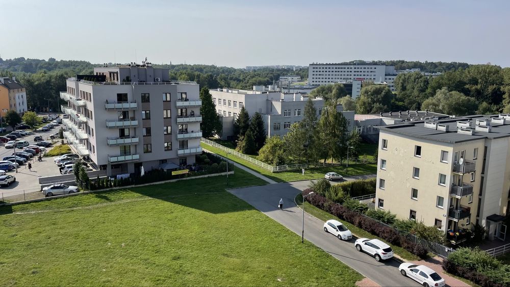 Bardzo duża kawalerka, PIĘKNY widok, 2 miejsca postojowe, 35m2