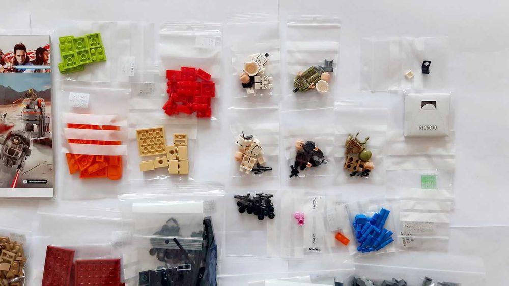 Lego Star Wars 75202 Defense of Crait em peças novas