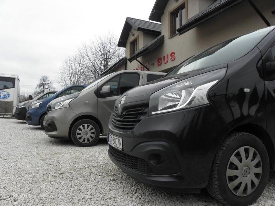 Wynajem busów / wypożyczalnia busów