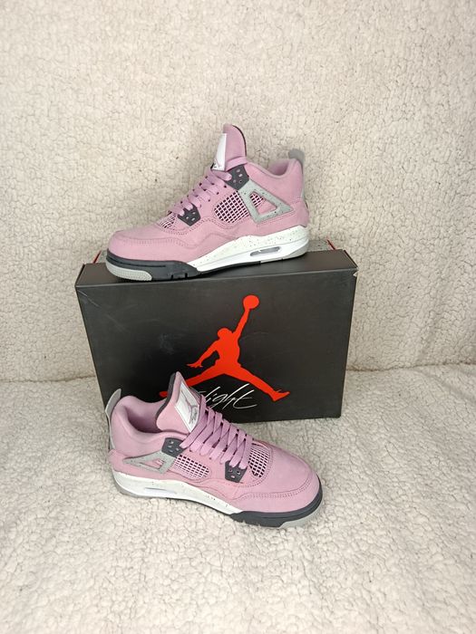 Jordan retro 4 rozmiar 39