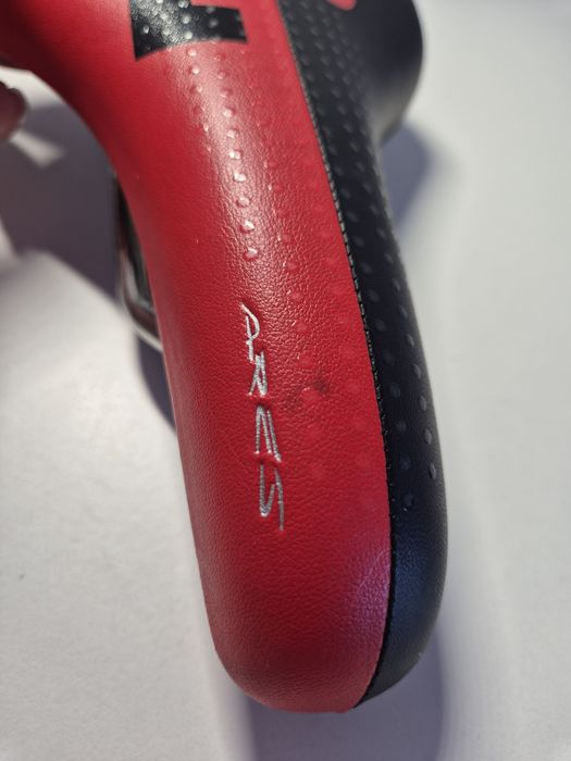 Siodełko FIZIK Ares aluminium