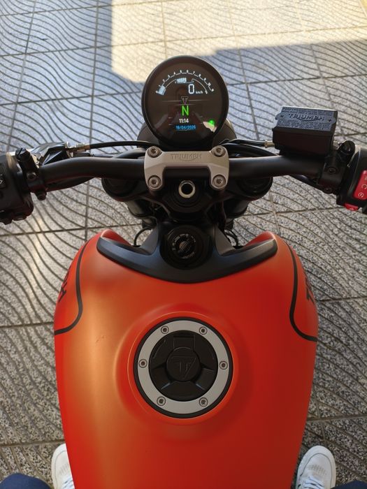 Triumph Trident 660