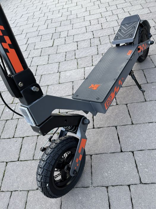 Електросамокат Kugoo KuKirin G2 2026 року 800W Новий З Гарантією