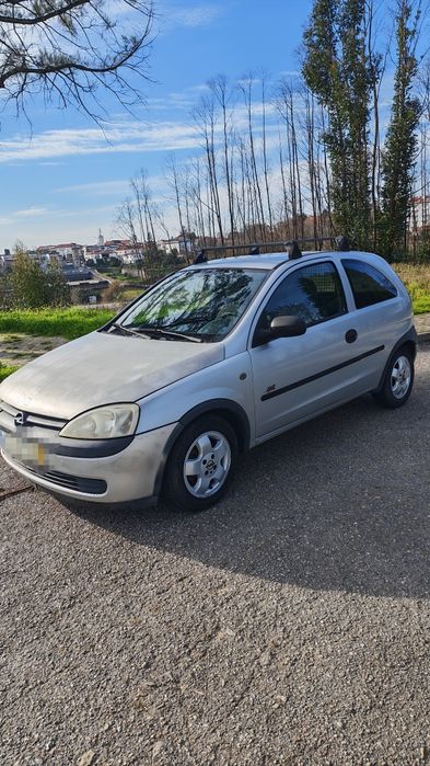 Opel corsa c 1.7
Necessita de revisão (correia de distribuição, b