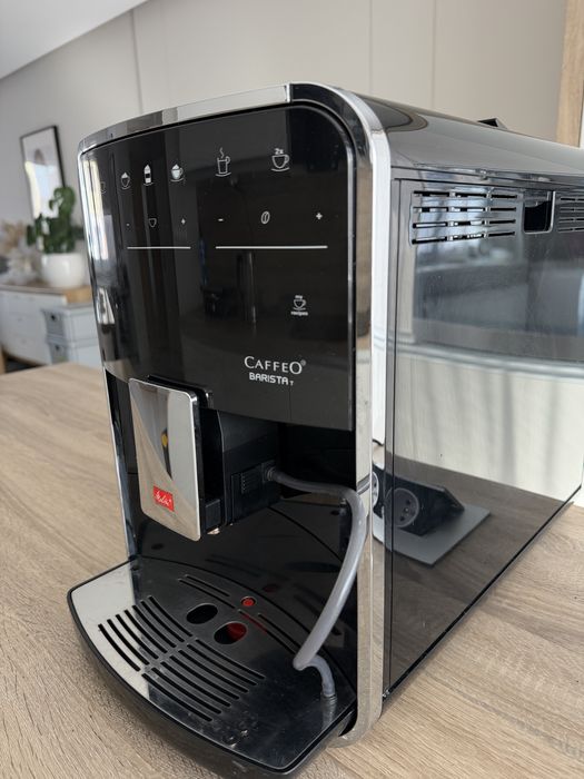 Sprzedam ekspres do kawy Melitta Cafeo barista