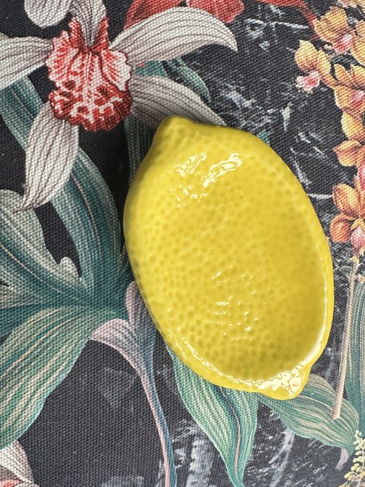 Mydelniczja ceramiczba cytryna nowa