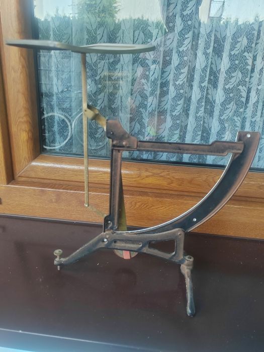 Stara waga kuchenna do 1 kg