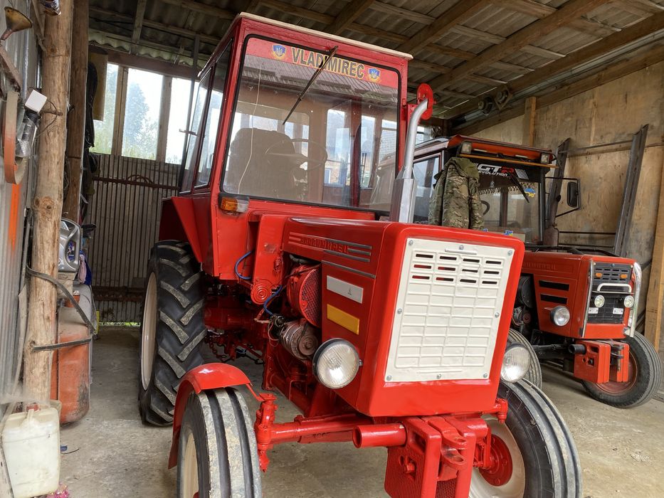 Продам Трактор т25