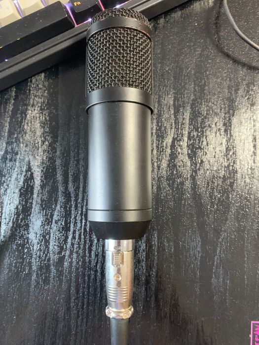 Студійний мікрофон