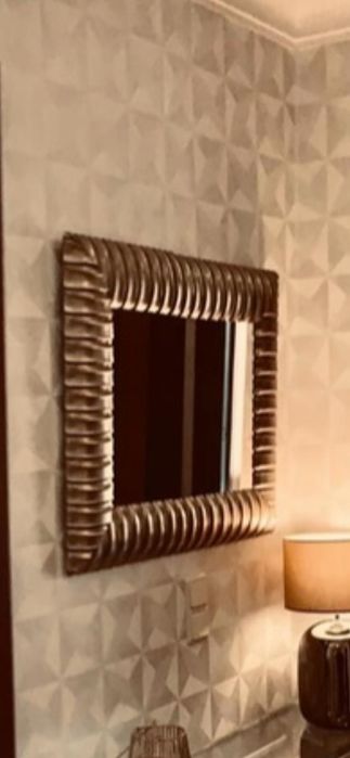 Espelho decorativo.
