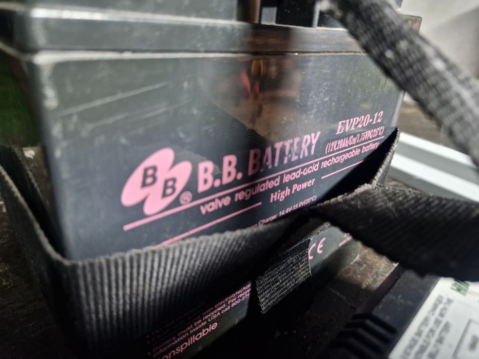 Bateria chumbo acido 12v com carregadores