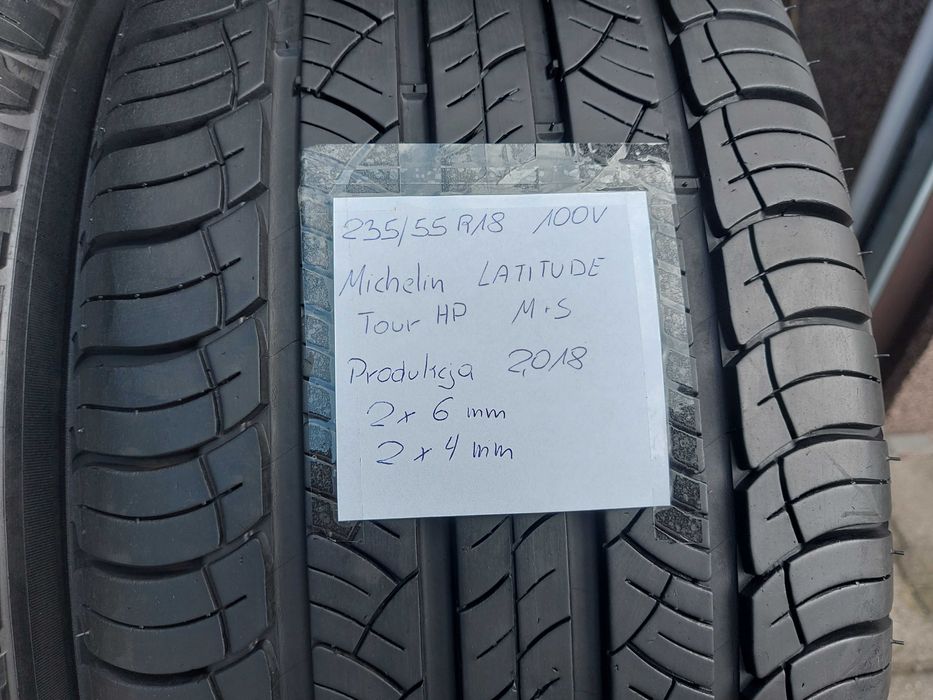 235/55R18 100V Michelin Latitude Tour HP / komplet