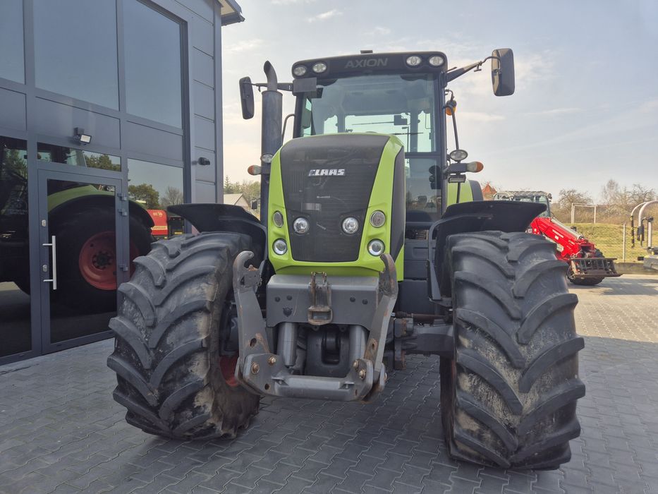 Ciągnik Claas Axion 820 pneumatyka