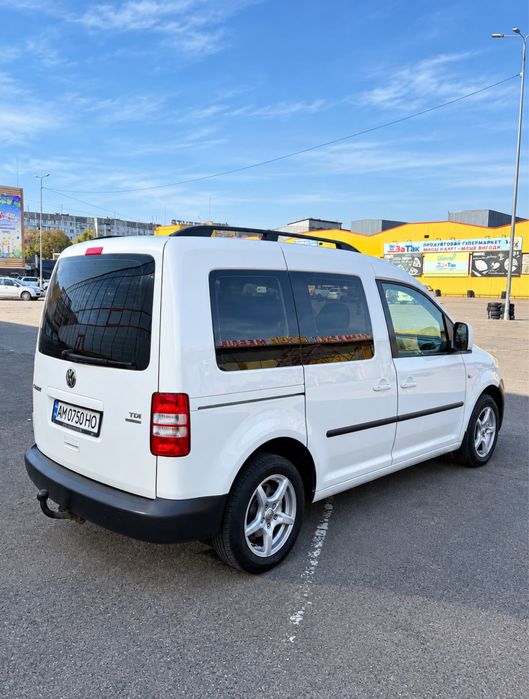 Volkswagen Caddy 2014р