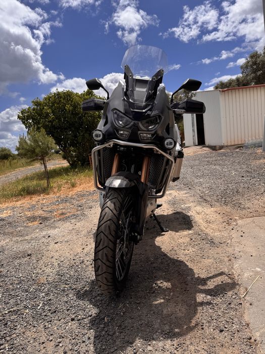 Honda africa twin 2025