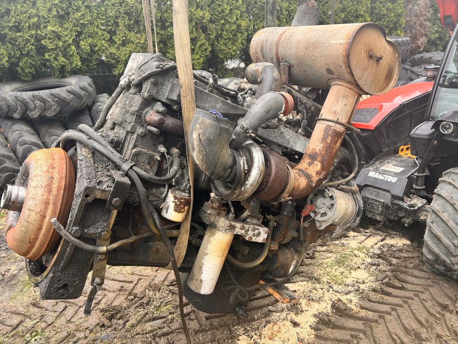 Części do maszyny Case921