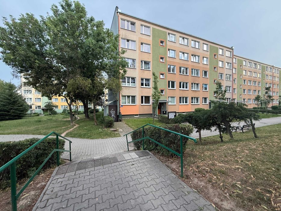 Trzy pokoje, ul. Tatarakowa, Czuby