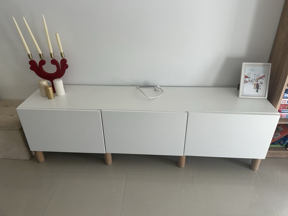 Móvel de TV c/portas IKEA