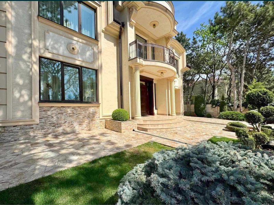 Элитный дом возле моря в Одессе