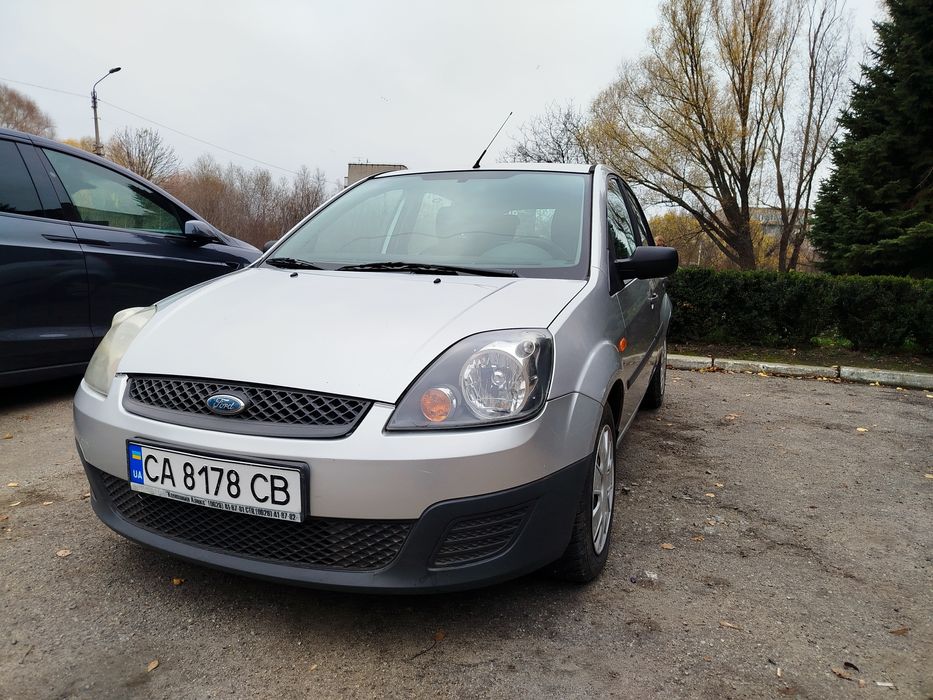 Ford Fiesta 1.3 бензин