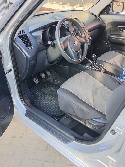 Kia Soul 2011 VIN KNAJT811AC7369190 фото оголошення 13 з 17