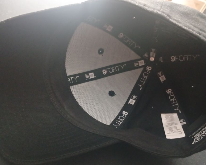 Czapka New Era 9FORTY Bugs Bunny Looney Tunes czarna