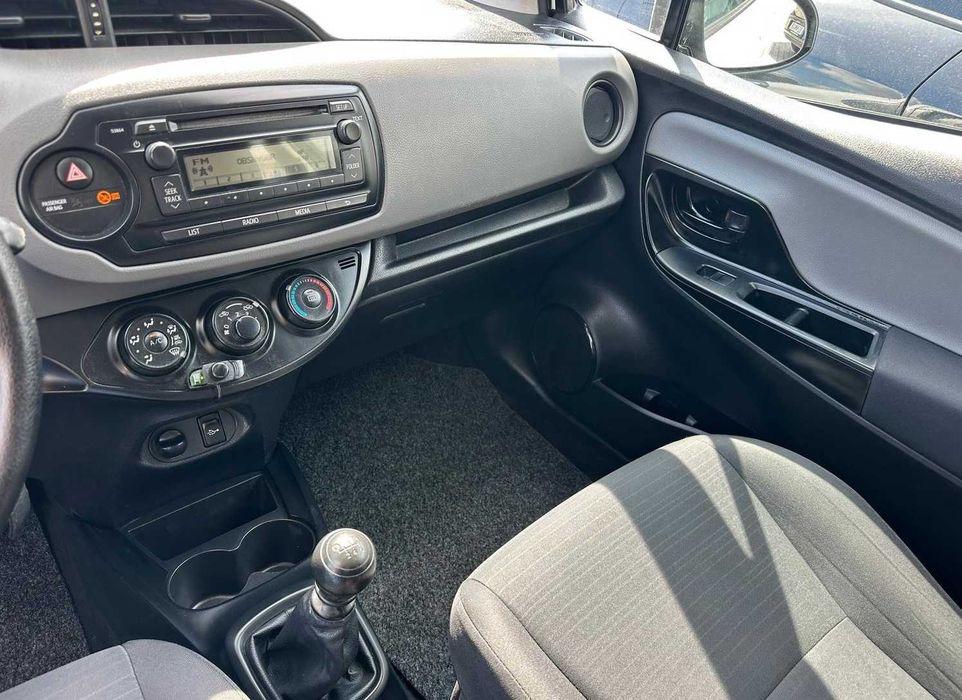 Toyota Yaris 1.4 D-4D Comercial | 6.500€ + IVA Dedutível | Revisões Toyota