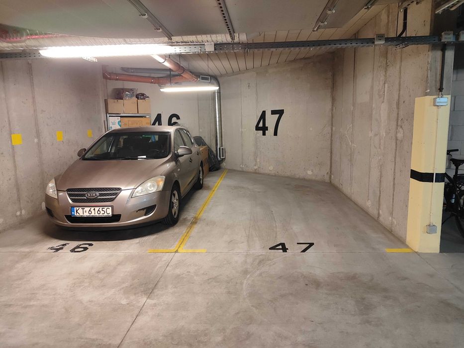 Miejsce w garażu podziemnym | Cystersów 26 | OPŁATY W CENIE! - Widok 2