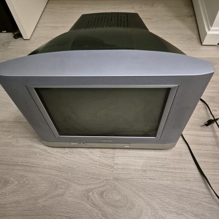 телевізор Philips, модель 15PT1727/60