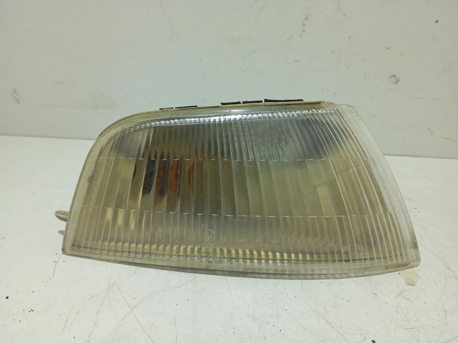 Pisca frente direito MITSUBISHI Lancer VI Sedan (CJ_, CP_)
