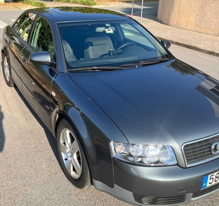 Audi A4 B6 1.9 TDI Sport 2002 130 CV